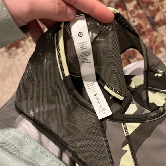 LULULEMON SCULPT TANK IN HERITAGE 365 CAMO SIZE 2 - Picture 4 of 7
